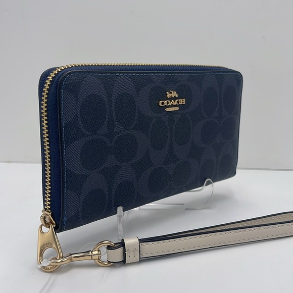 Coach Long Zip Around Wallet Wristlet In Signature Canvas Gold/DENIM MULTI - Picture 4 of 16